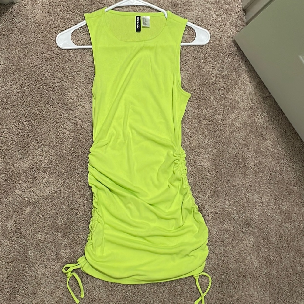 Sleeveless Neon green Bodycon Dress